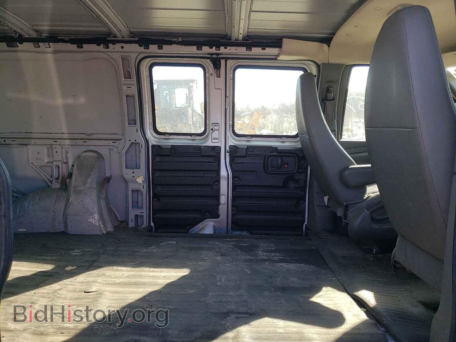 2011 CHEVROLET EXPRESS - VIN: 1GCSGAFX7B1177995 - Фото 6