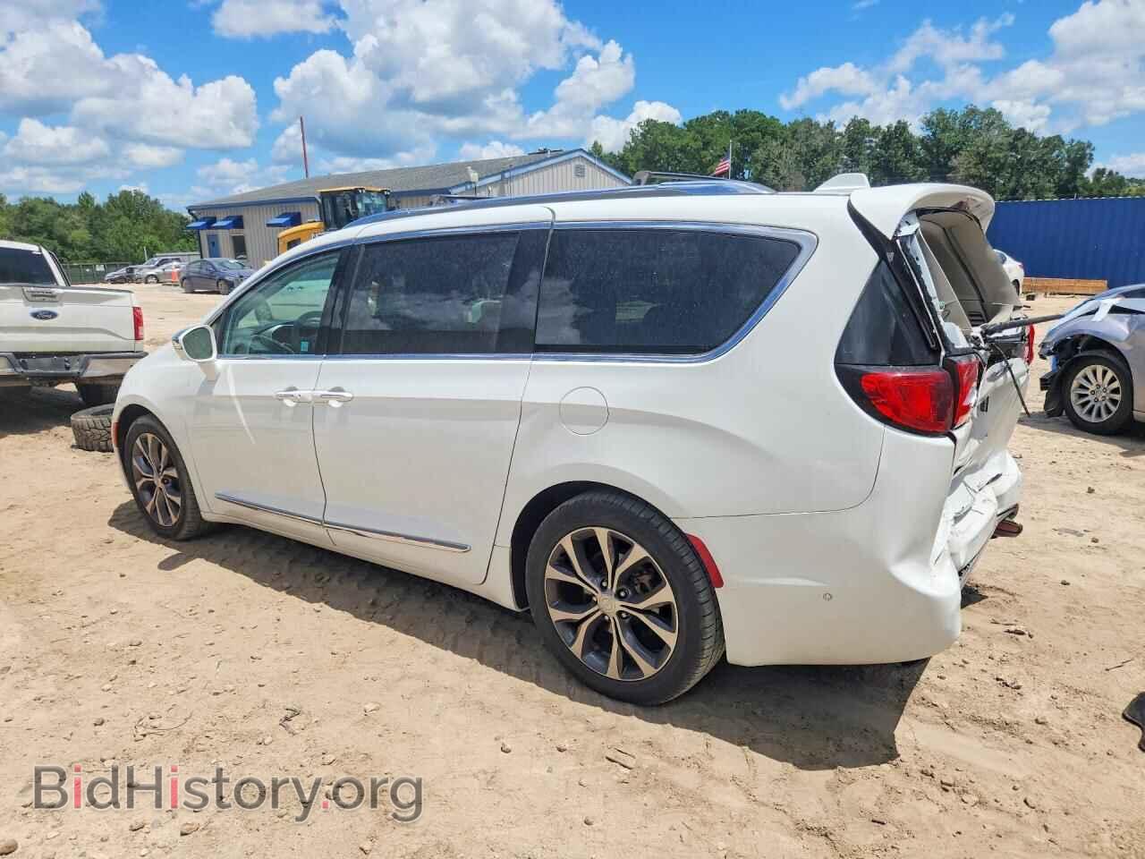 2017 CHRYSLER PACIFICA - VIN: 2C4RC1GG8HR670470 - Photo 2