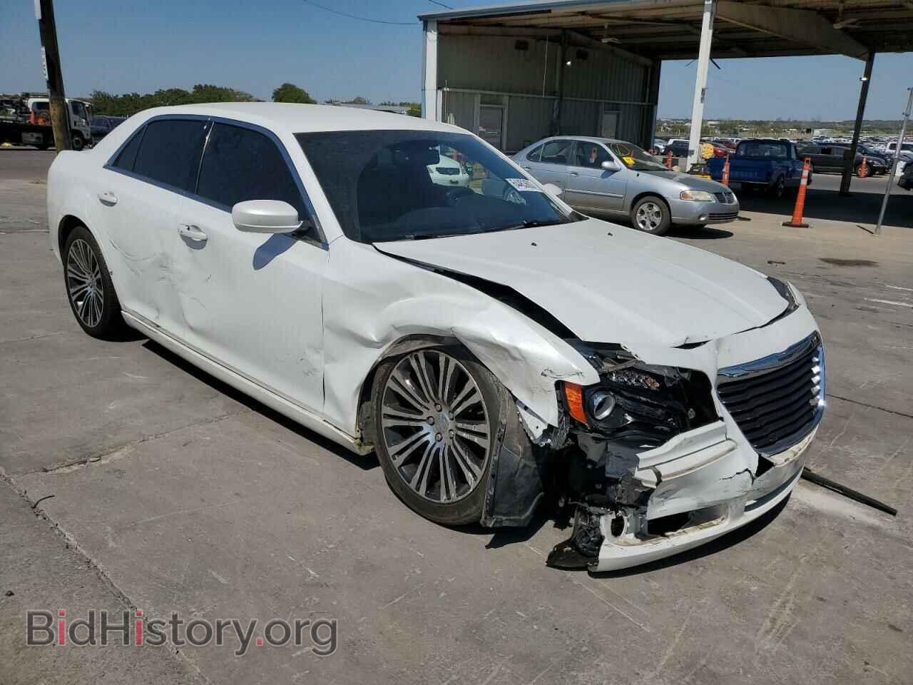 2013 CHRYSLER 300 - VIN: 2C3CCABG4DH739396 - Фото 4