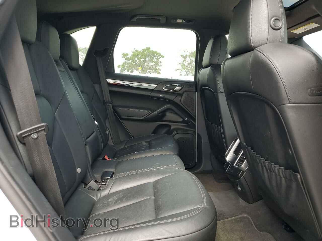 2011 PORSCHE CAYENNE - VIN: WP1AB2A28BLA45830 - Фото 10