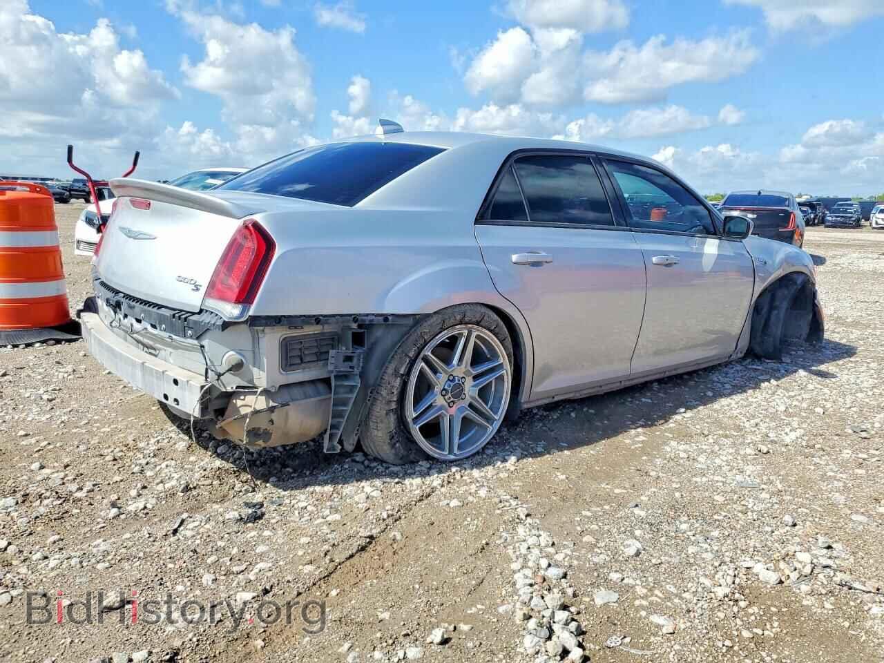 2019 CHRYSLER 300 - VIN: 2C3CCABGXKH604906 - Фото 3