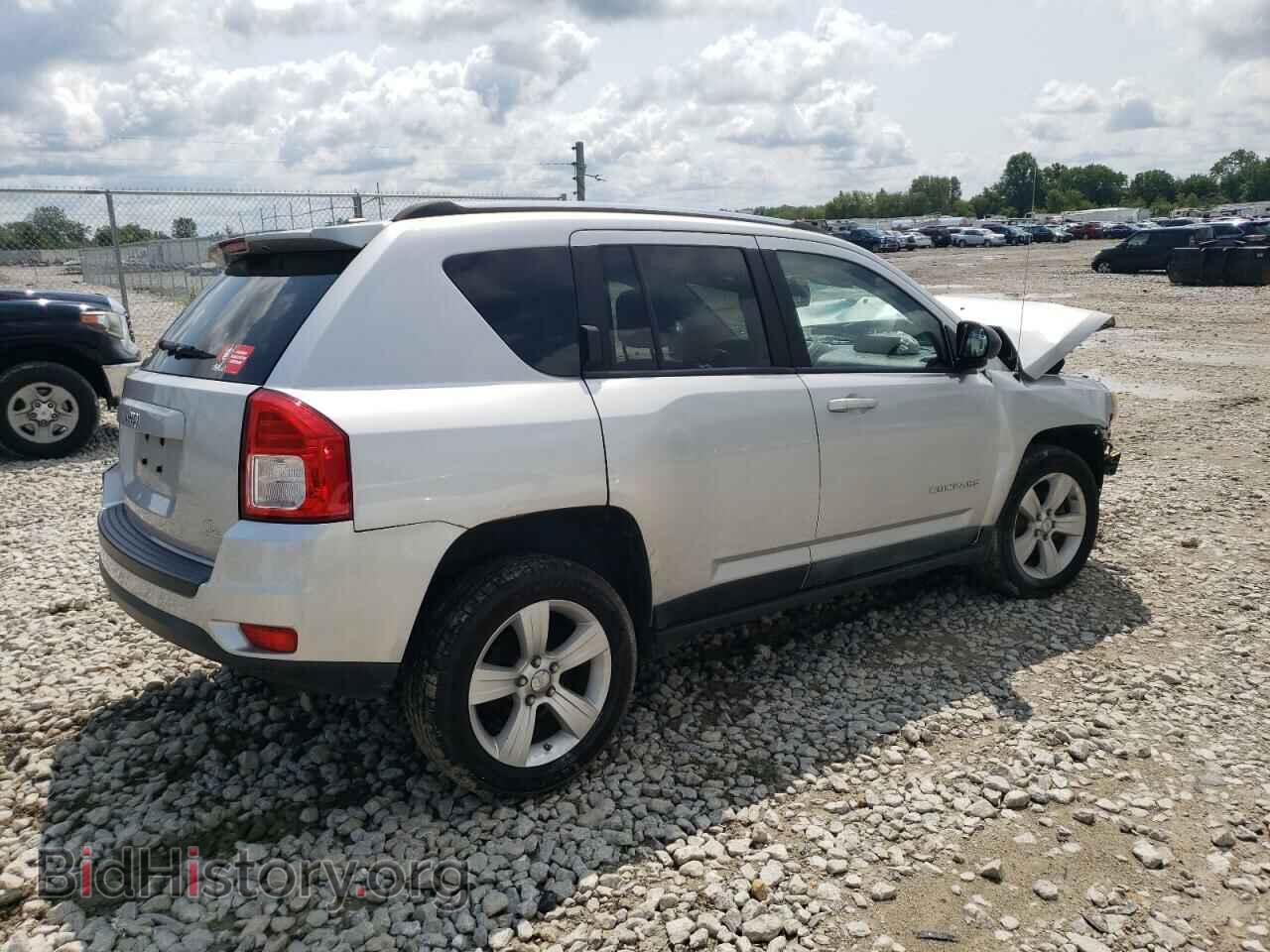 2012 JEEP COMPASS - VIN: 1C4NJDBBXCD509700 - Photo 3
