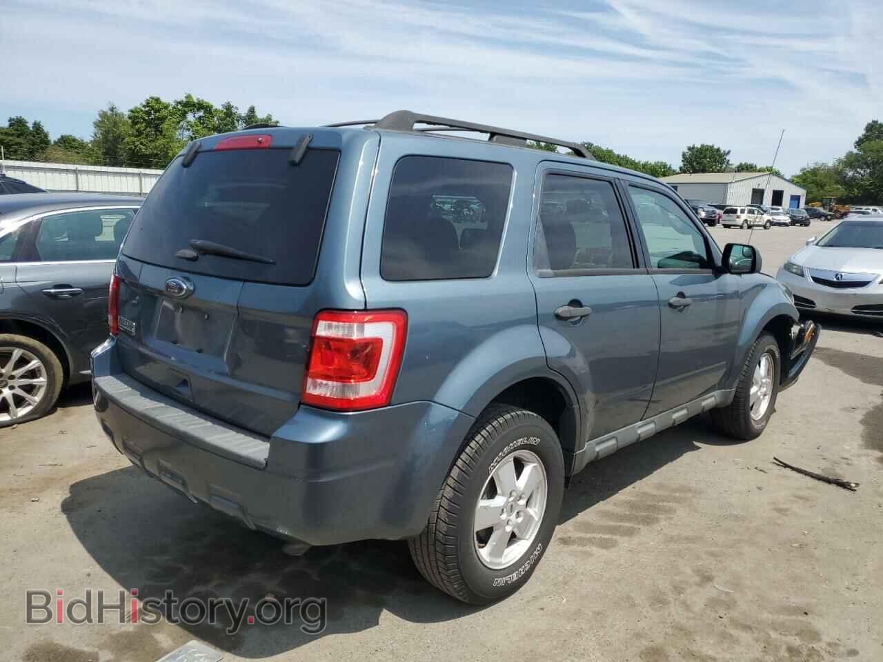 2011 FORD ESCAPE - VIN: 1FMCU9D71BKA90498 - Фото 3