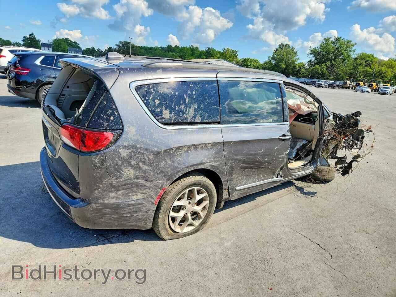 2017 CHRYSLER PACIFICA - VIN: 2C4RC1BG1HR587650 - Photo 3