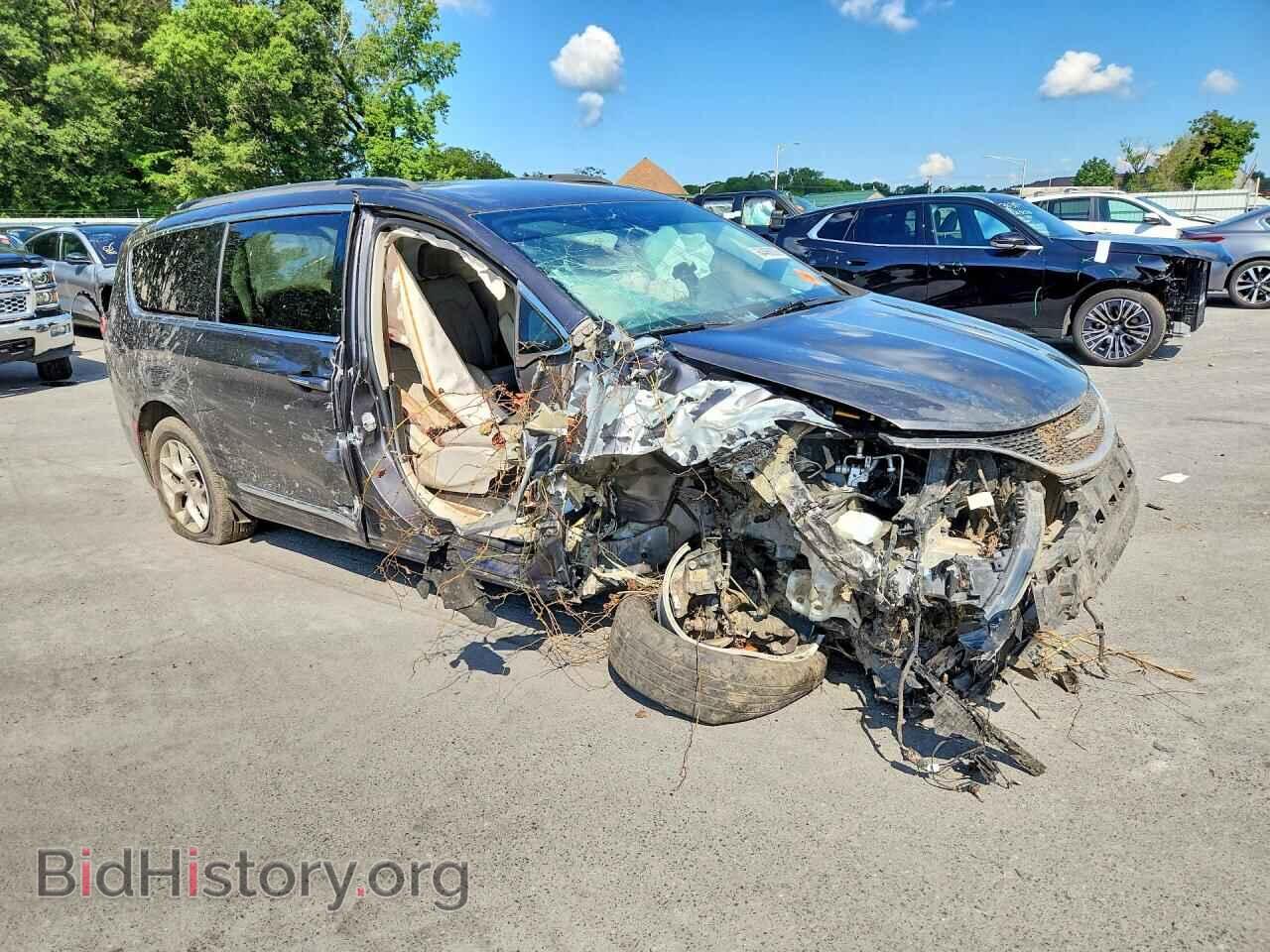 2017 CHRYSLER PACIFICA - VIN: 2C4RC1BG1HR587650 - Photo 4