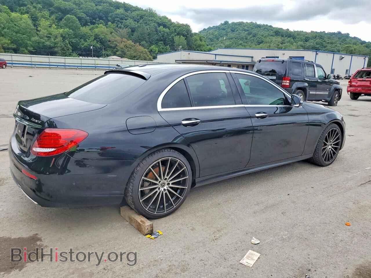 2017 MERCEDES-BENZ E-CLASS - VIN: WDDZF4KB2HA012464 - Фото 3