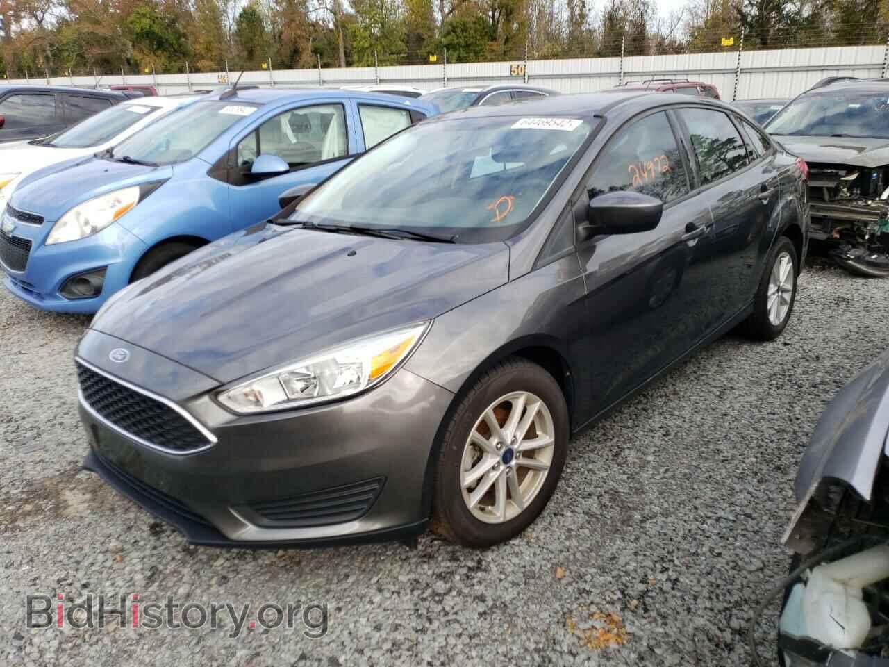 2018 FORD FOCUS - VIN: 1FADP3F2XJL226429 - Photo 2