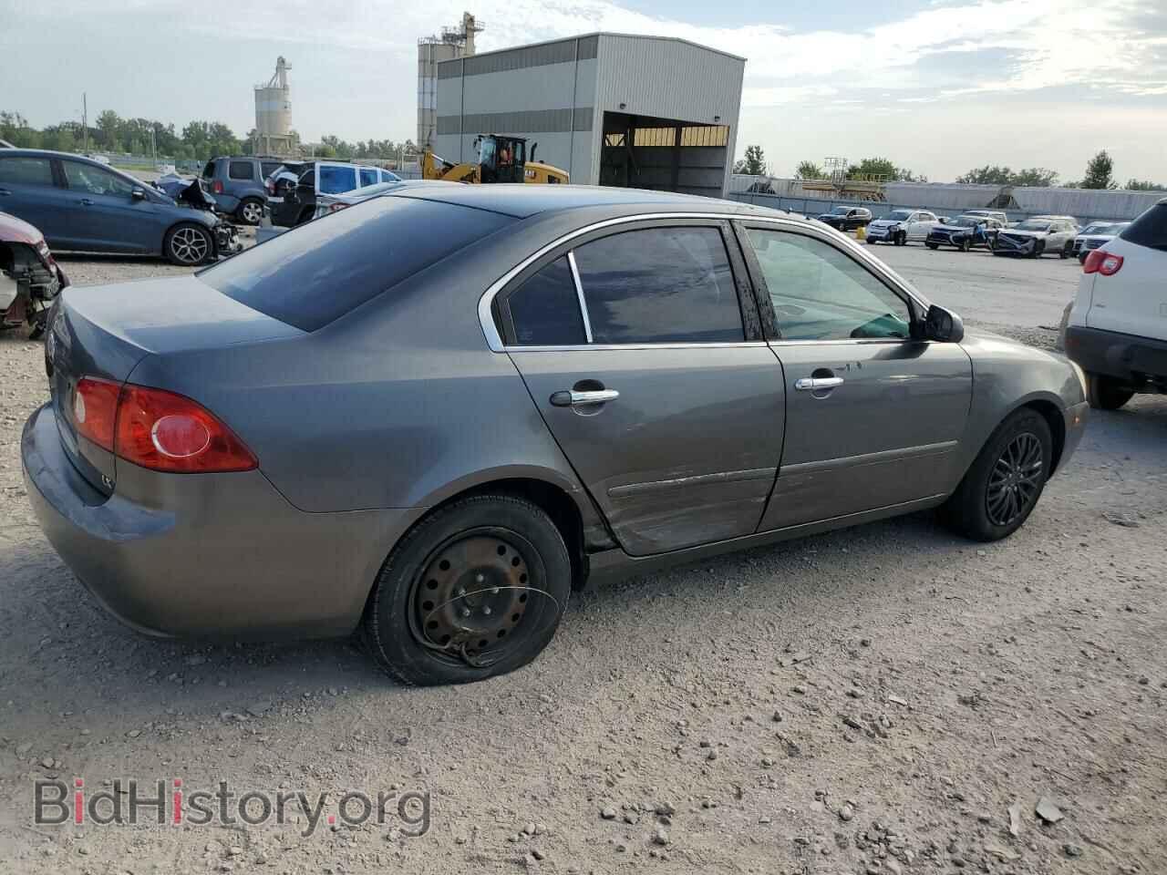 2006 KIA OPTIMA - VIN: KNAGE123665060256 - Фото 3
