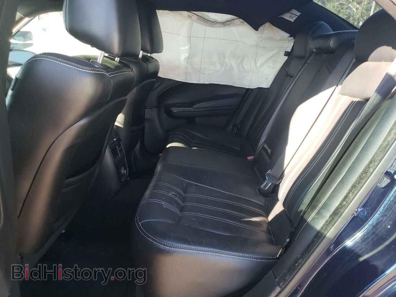 2013 CHRYSLER 300 - VIN: 2C3CCABT2DH685528 - Фото 6