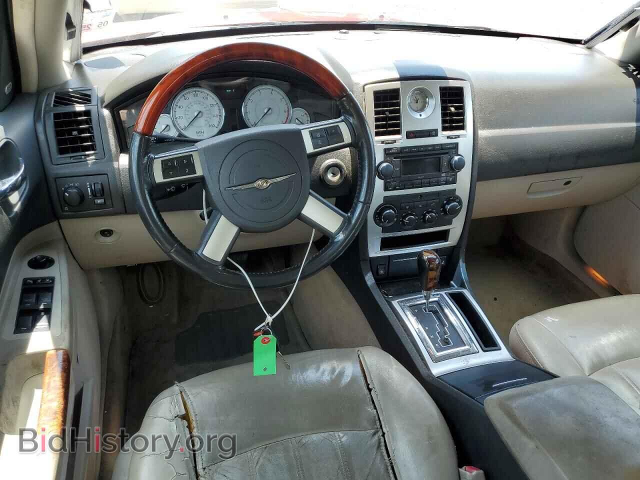 2007 CHRYSLER 300 - VIN: 2C3KA63H77H604195 - Фото 8