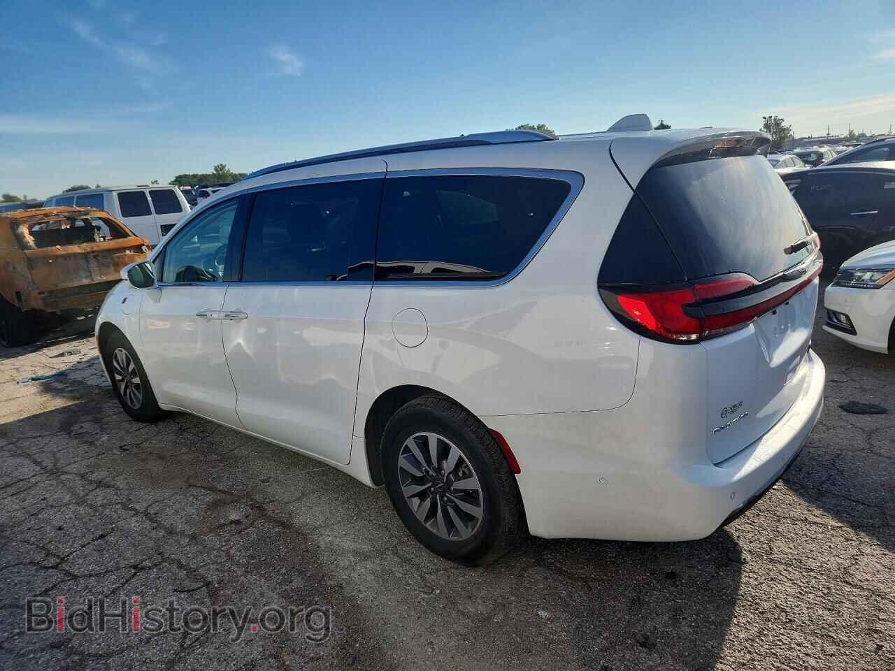2021 CHRYSLER PACIFICA - VIN: 2C4RC1L75MR585876 - Photo 2