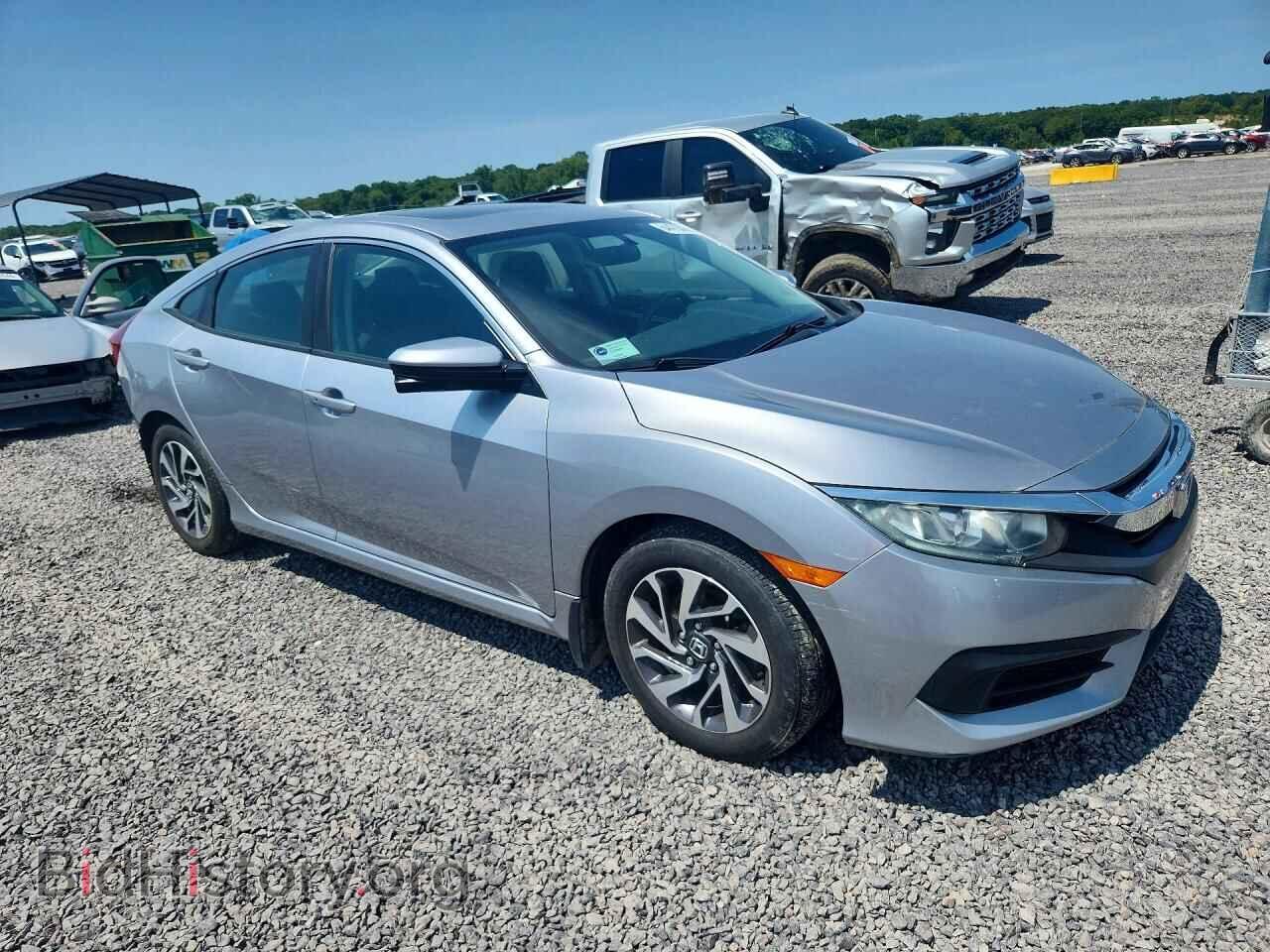 2018 HONDA CIVIC - VIN: 19XFC2F71JE002608 - Фото 4