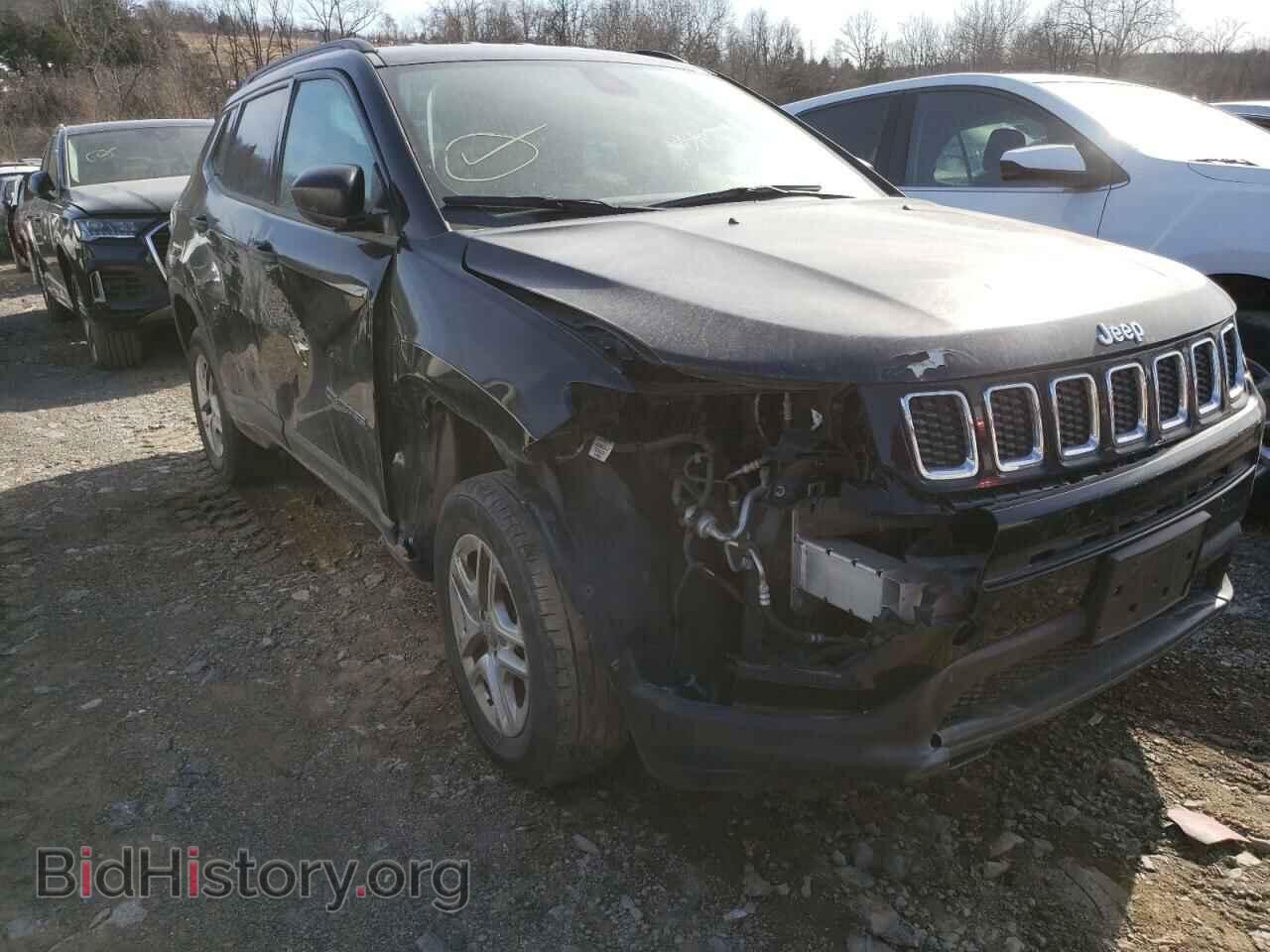 Фотография 3C4NJDABXJT117227 - JEEP COMPASS 2018