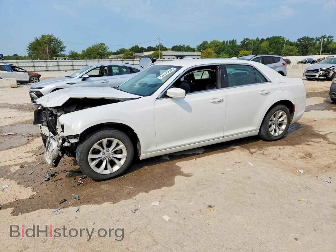 Фотография 2C3CCAAG5FH818452 - CHRYSLER 300 2015