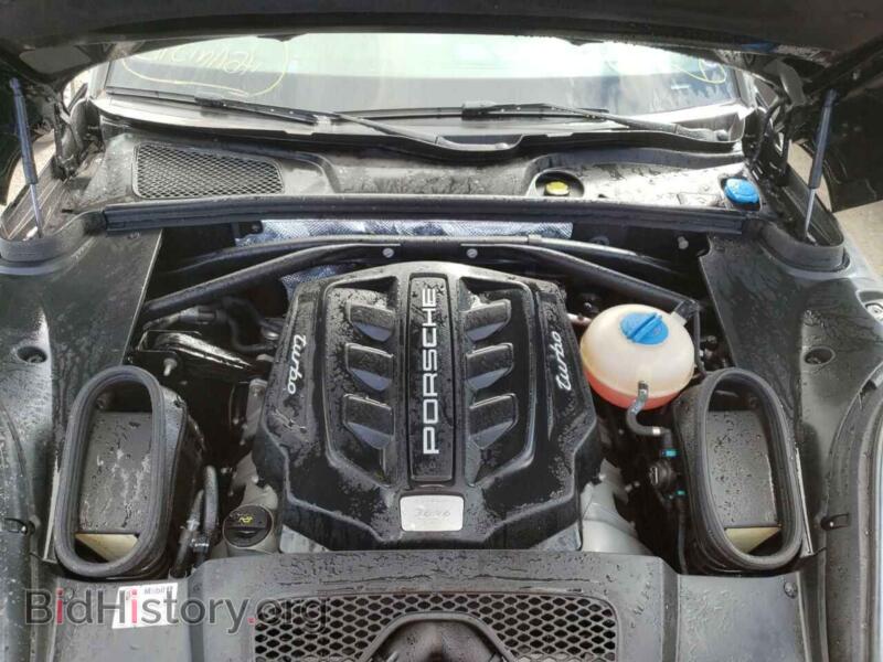 2017 Porsche MACAN (VIN WP1AF2A57HLB61074) — фото 7 из 10