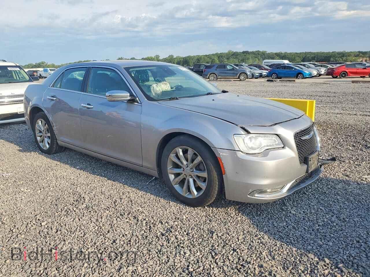 2018 CHRYSLER 300 - VIN: 2C3CCAKG1JH300376 - Photo 4