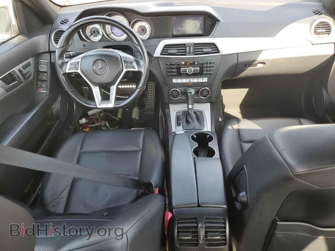 2013 MERCEDES-BENZ C-CLASS - VIN: WDDGF4HB2DR262393 - Фото 8