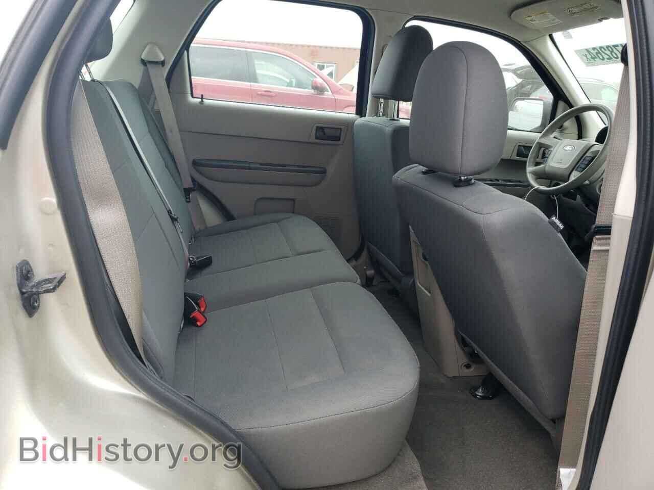 2011 FORD ESCAPE - VIN: 1FMCU0C7XBKA86138 - Фото 10
