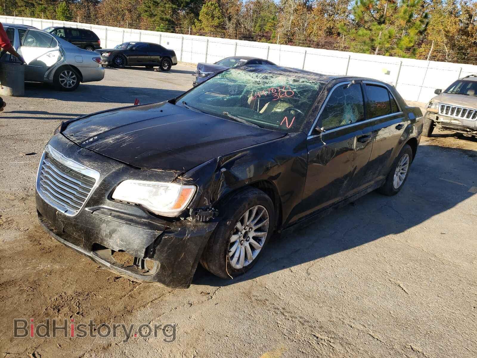 2011 CHRYSLER 300 - VIN: 2C3CA4CG1BH514582 - Фото 2