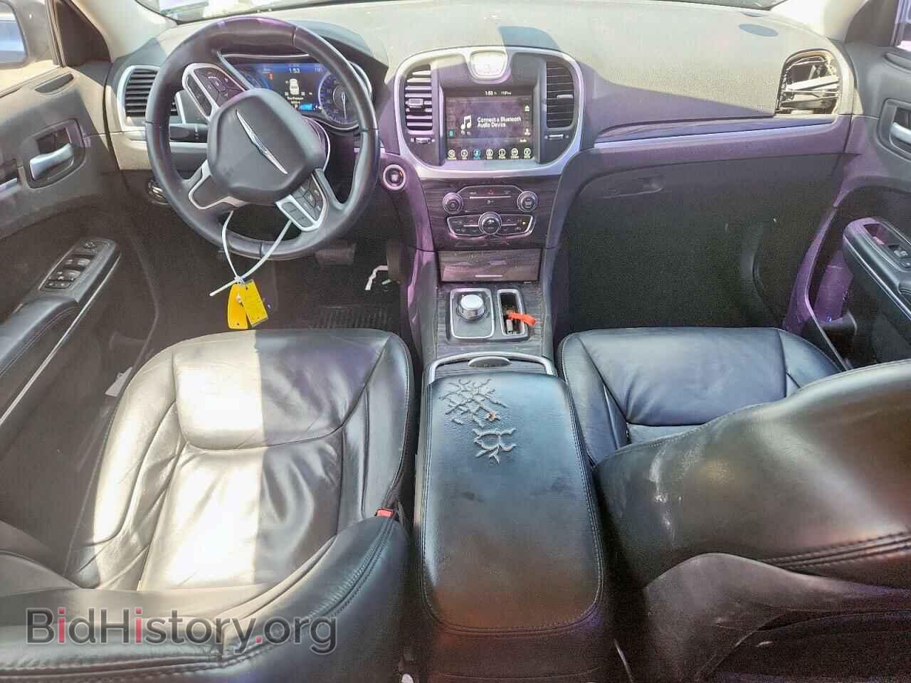 2017 CHRYSLER 300 - VIN: 2C3CCAAG9HH526712 - Фото 8