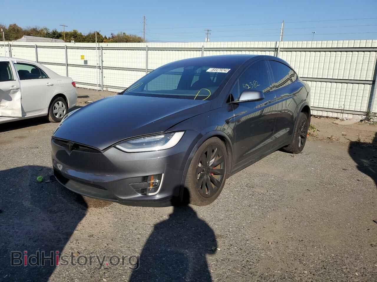 2017 TESLA MODEL X - VIN: 5YJXCAE23HF077366 - Photo 2