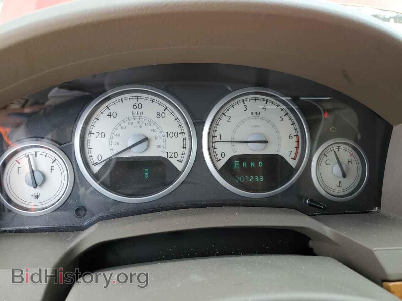 2008 CHRYSLER MINIVAN - VIN: 2A8HR64X28R712992 - Фото 9