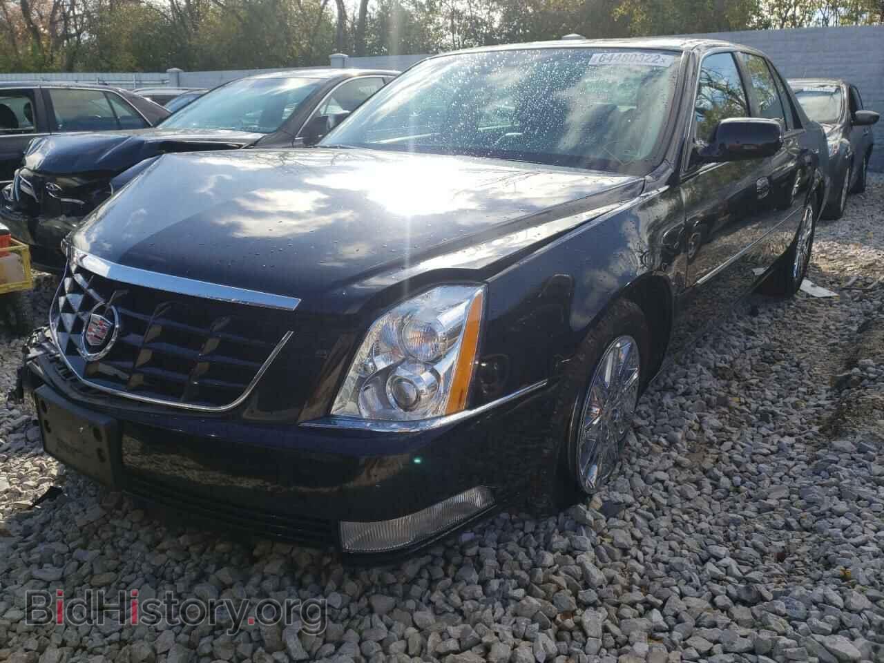 2011 CADILLAC DTS - VIN: 1G6KH5E69BU122141 - Фото 2