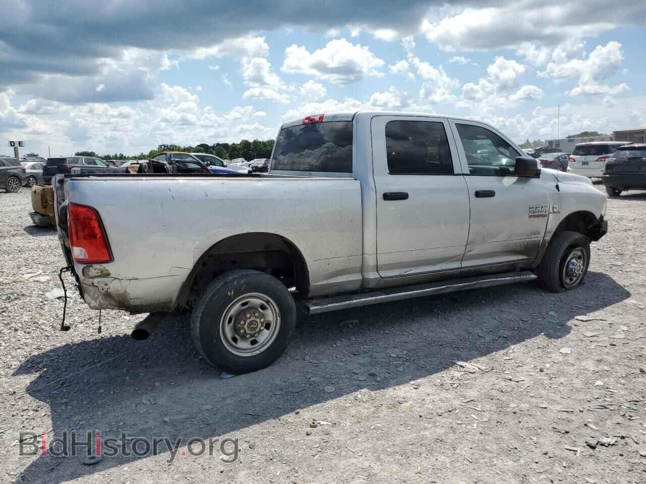 2017 RAM All Models - VIN: 3C6UR5CLXHG616264 - Photo 3