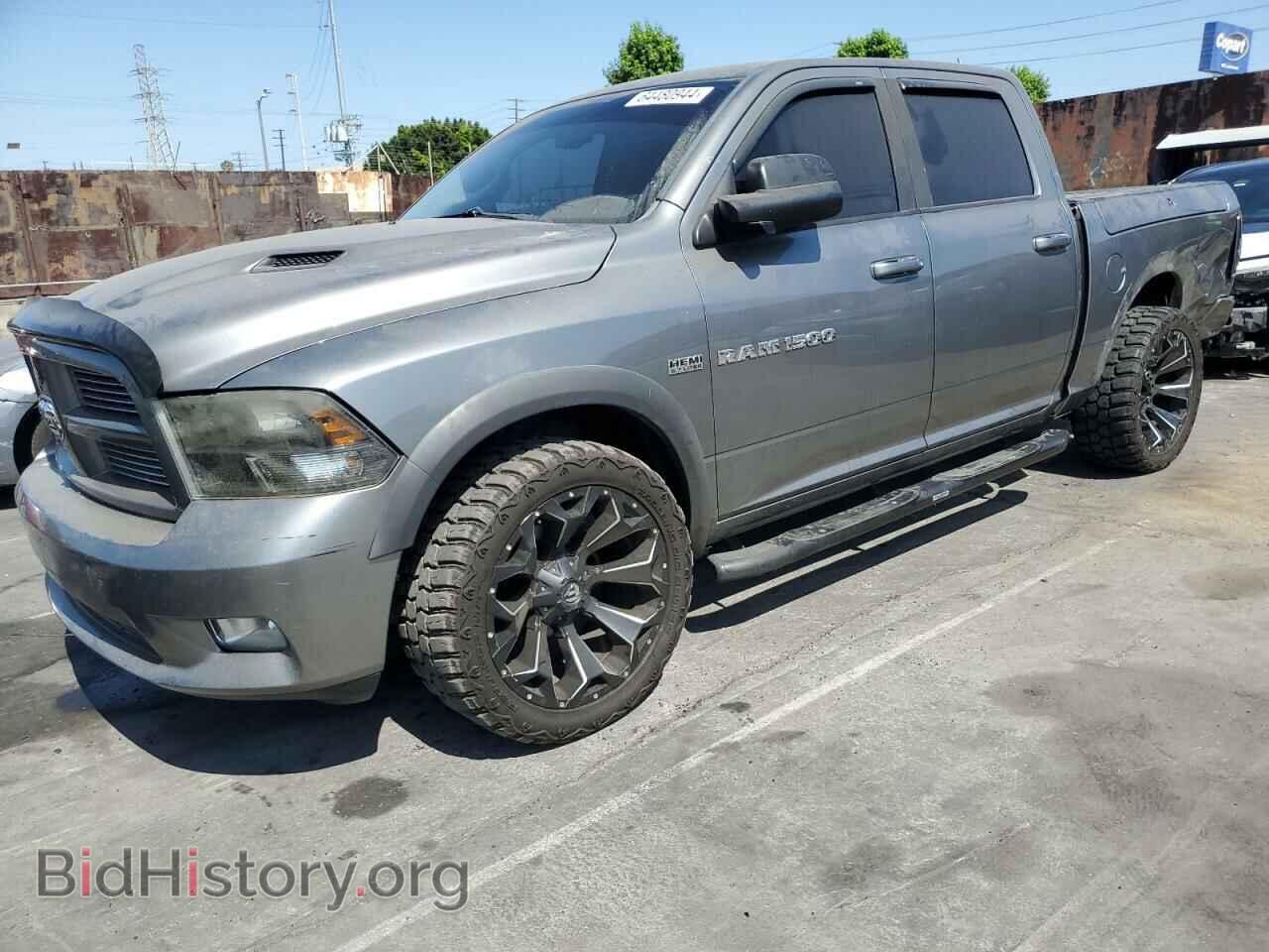 Photo 1D7RB1CT3BS554207 - DODGE All Models 2011