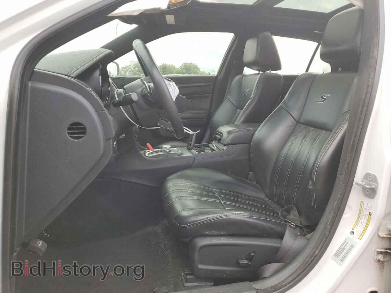 2016 CHRYSLER 300 - VIN: 2C3CCAGG9GH136201 - Фото 7