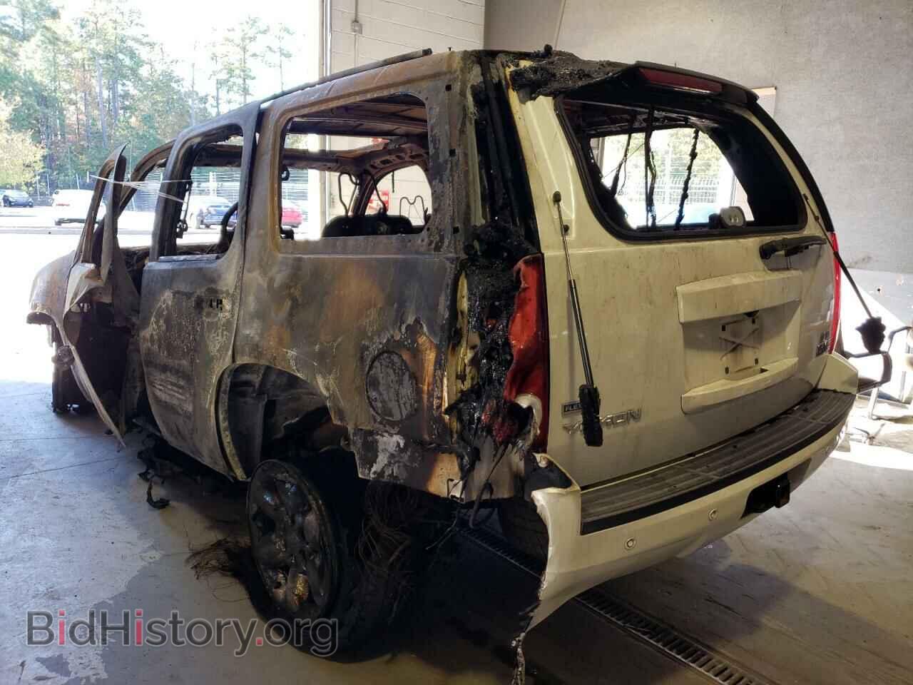 2011 GMC YUKON - VIN: 1GKS2CE05BR116343 - Фото 3