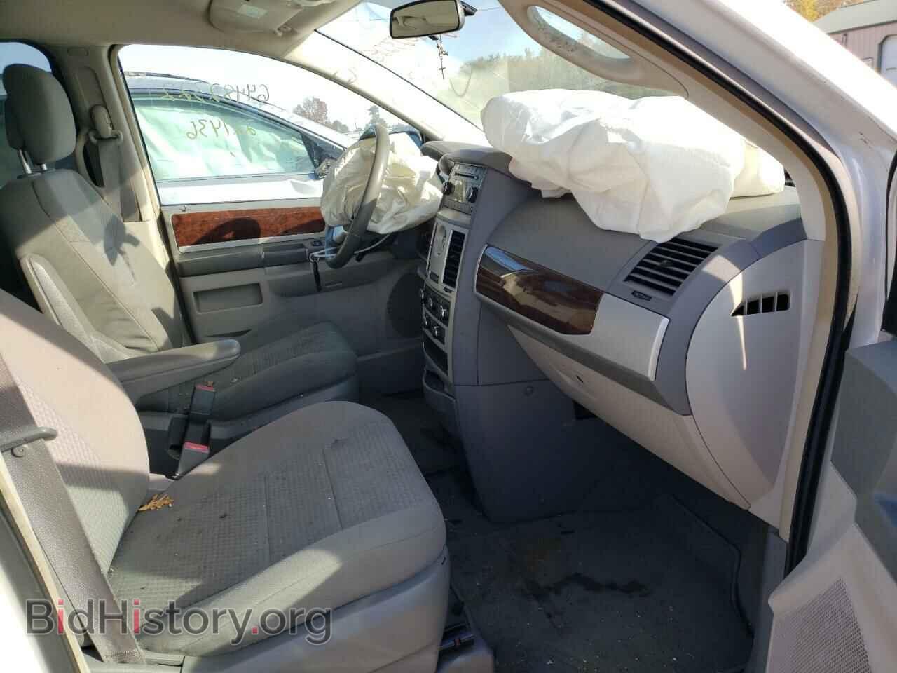 2010 CHRYSLER MINIVAN - VIN: 2A4RR5D13AR309511 - Фото 5