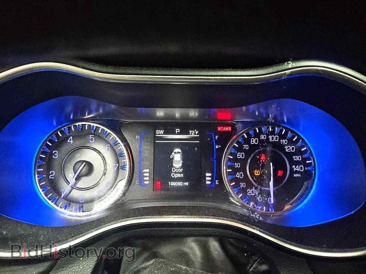2016 CHRYSLER 200 - VIN: 1C3CCCAB4GN172975 - Photo 9