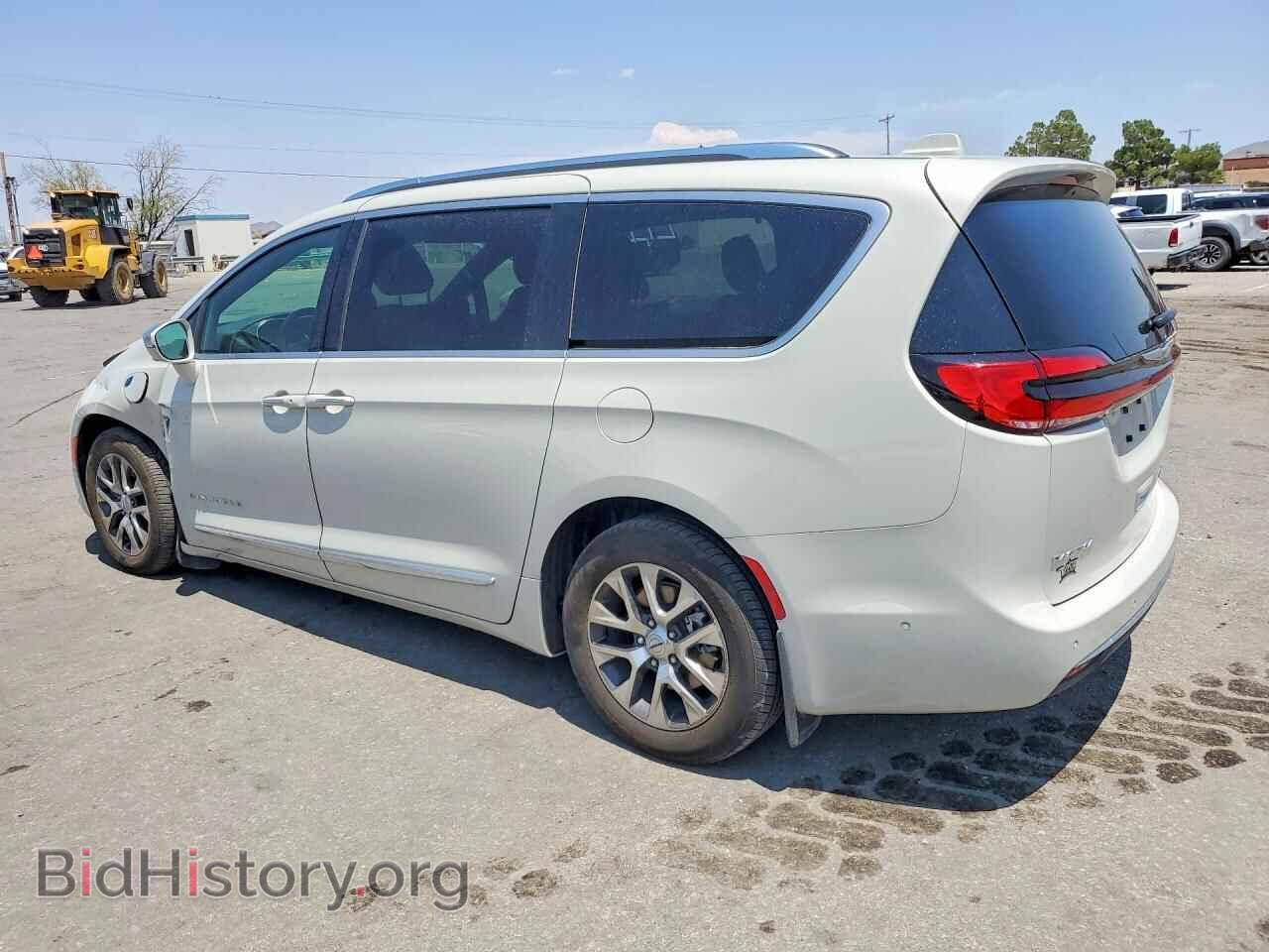 2021 CHRYSLER PACIFICA - VIN: 2C4RC1N72MR522621 - Photo 2