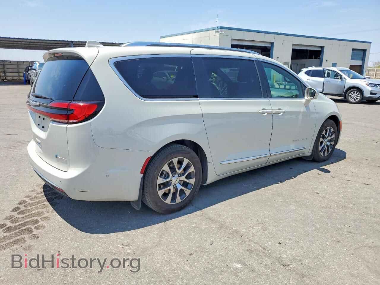 2021 CHRYSLER PACIFICA - VIN: 2C4RC1N72MR522621 - Photo 3