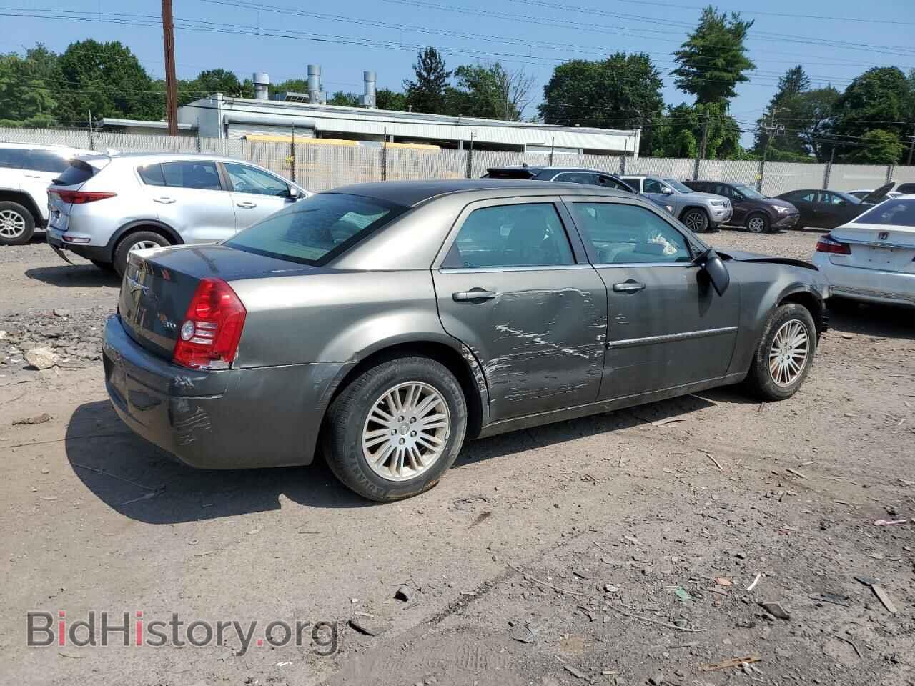 2009 CHRYSLER 300 - VIN: 2C3KA43D29H539373 - Фото 3