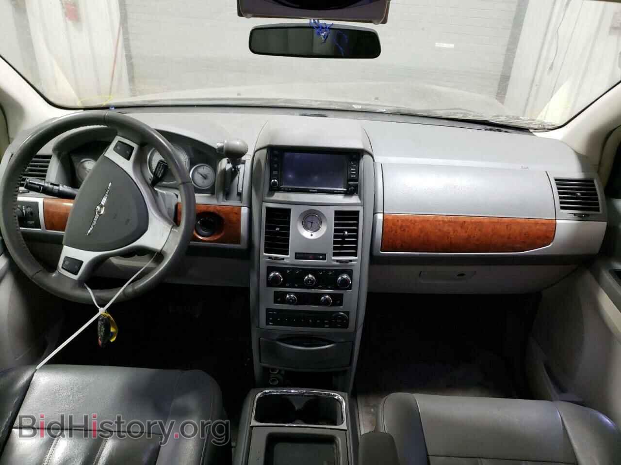 2009 CHRYSLER MINIVAN - VIN: 2A8HR54159R580737 - Фото 9