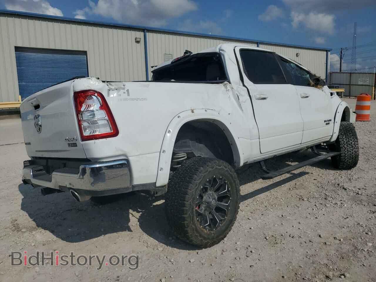 2022 RAM 1500 - VIN: 1C6SRFFT0NN235776 - Фото 3