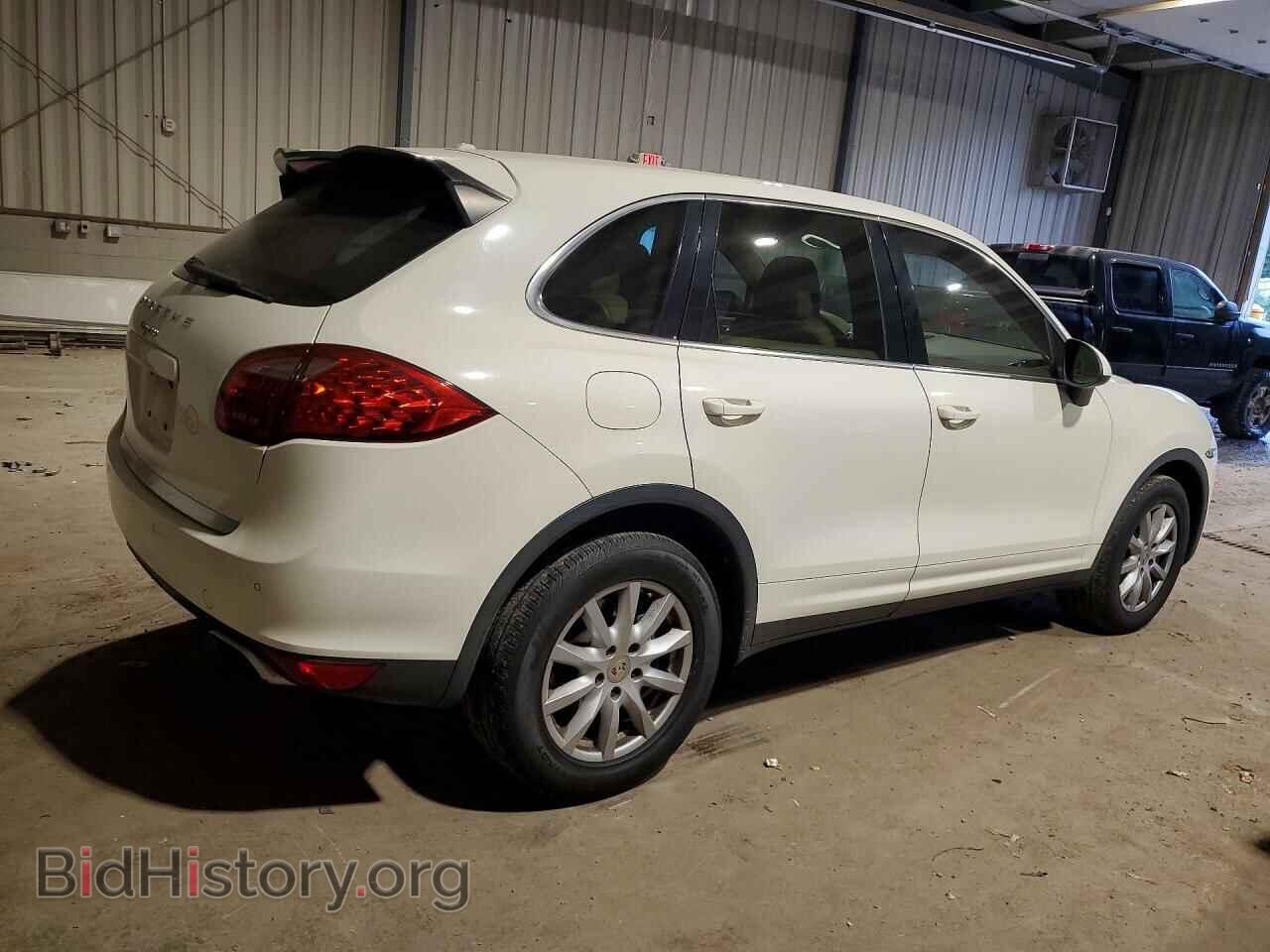 2011 PORSCHE CAYENNE - VIN: WP1AA2A26BLA04311 - Фото 3