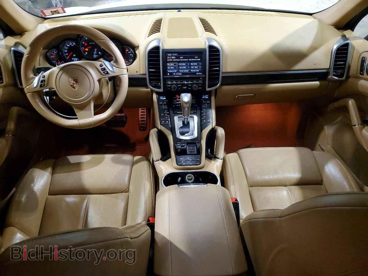 2011 PORSCHE CAYENNE - VIN: WP1AA2A26BLA04311 - Фото 8