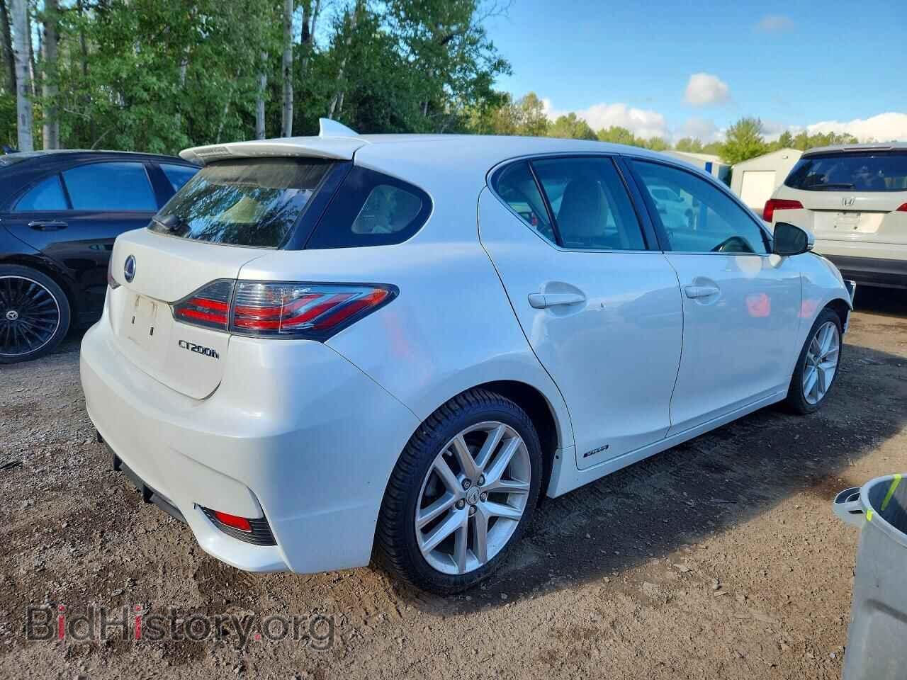2014 LEXUS CT 200 - VIN: JTHKD5BH7E2200185 - Photo 3