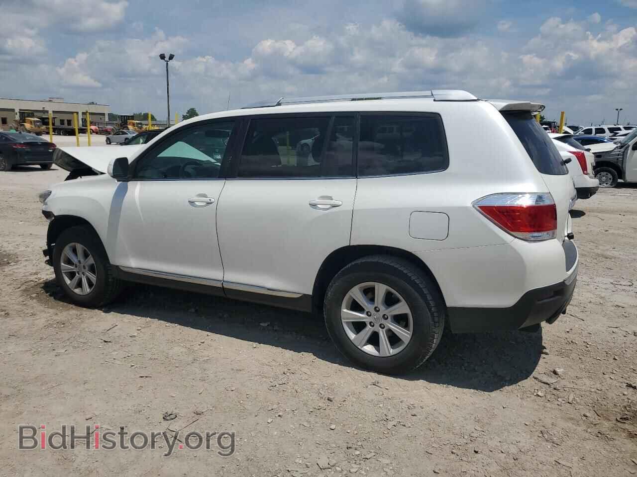 2012 TOYOTA HIGHLANDER - VIN: 5TDBK3EH2CS135002 - Фото 2