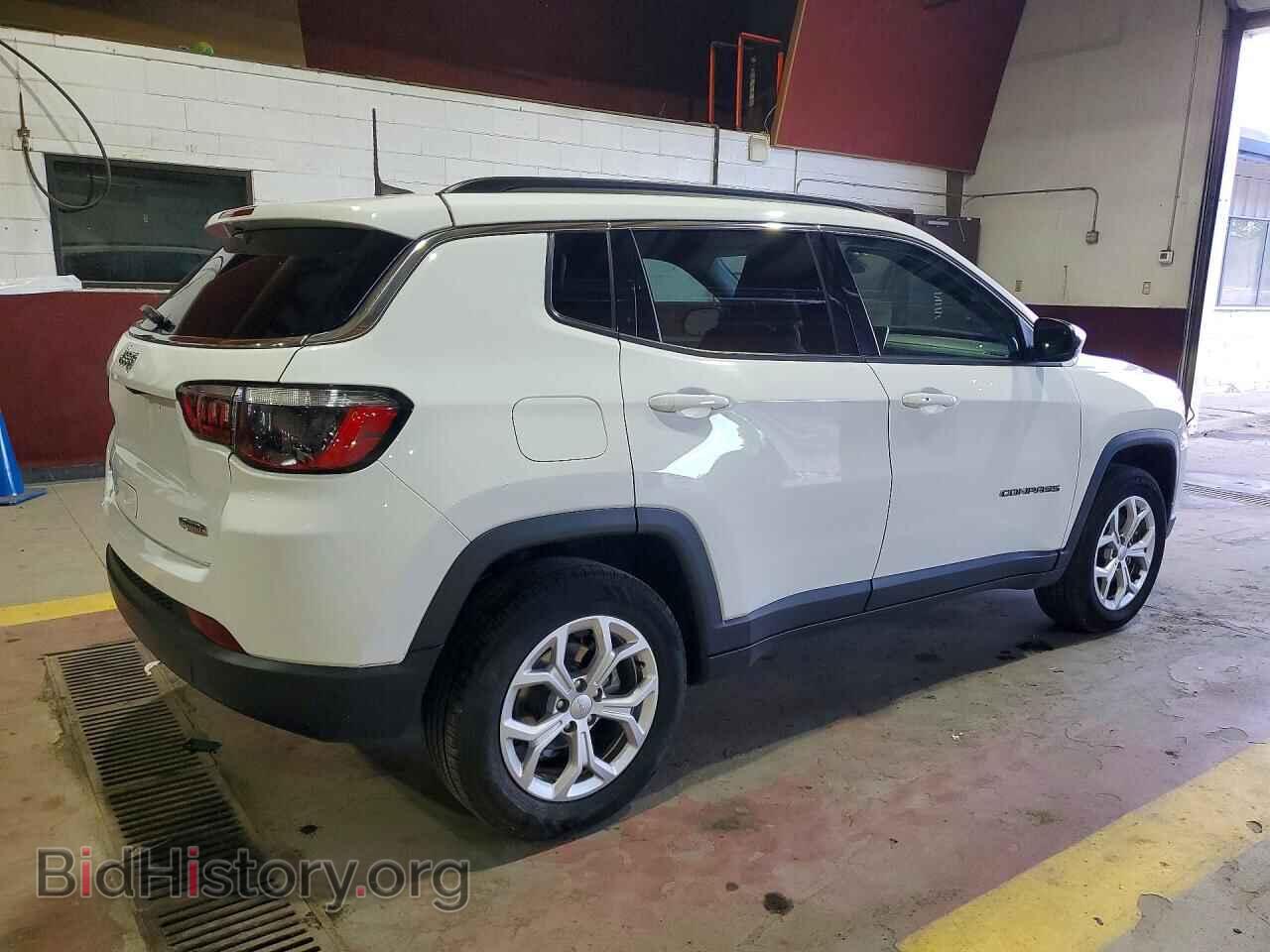 2024 JEEP COMPASS - VIN: 3C4NJDBNXRT139099 - Фото 3