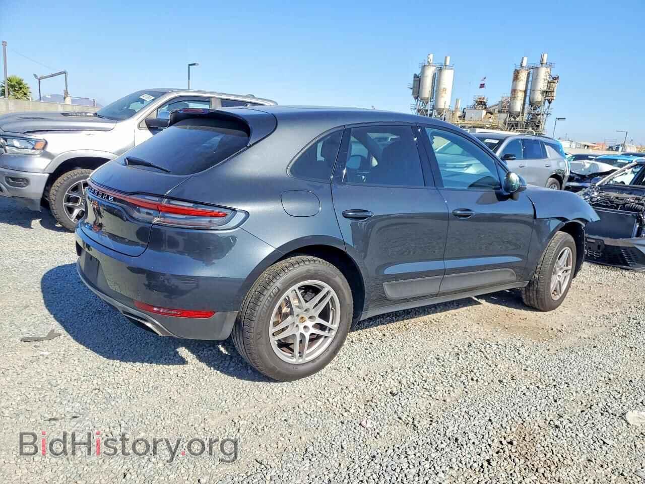 2020 PORSCHE MACAN - VIN: WP1AA2A51LLB01976 - Photo 3
