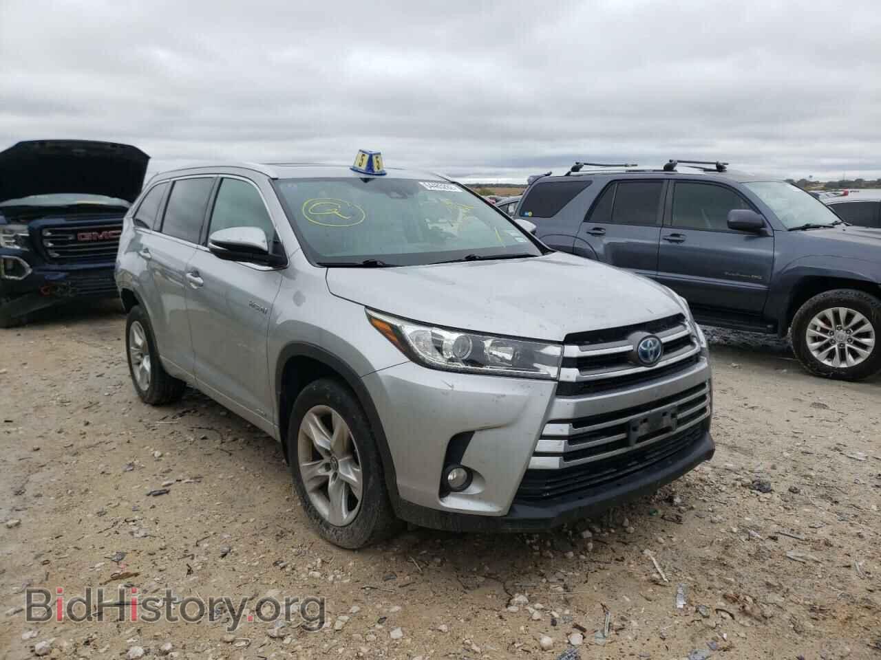 Фотография 5TDDGRFH3HS034571 - TOYOTA HIGHLANDER 2017