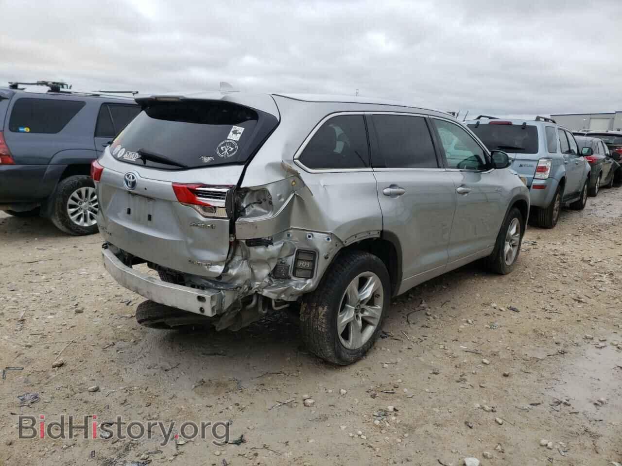2017 TOYOTA HIGHLANDER - VIN: 5TDDGRFH3HS034571 - Фото 4