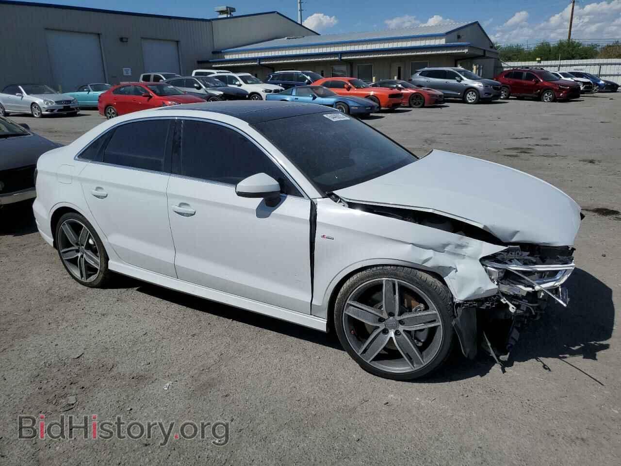 2019 AUDI A3 - VIN: WAUJEGFF5KA092677 - Фото 4