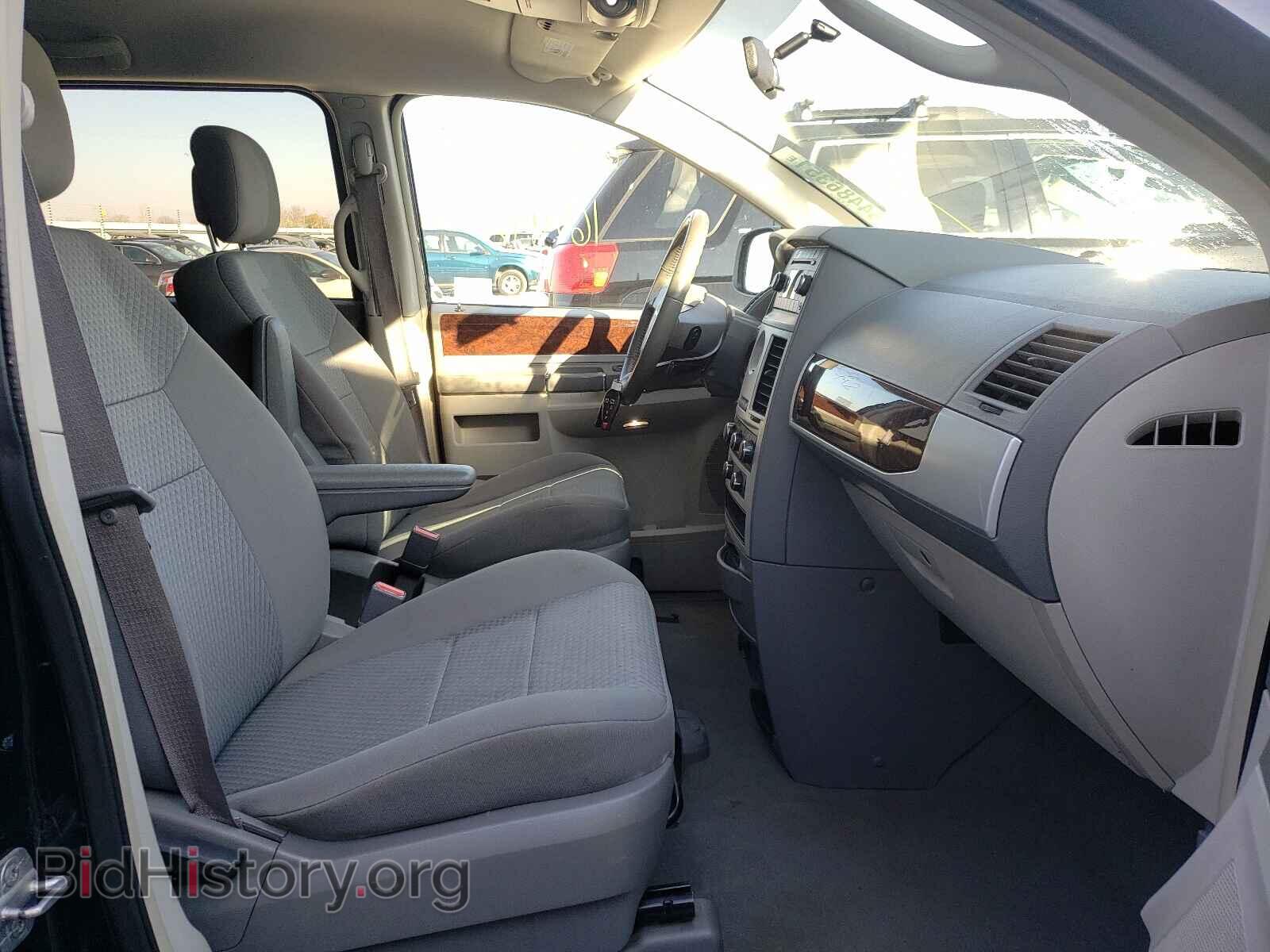 2010 CHRYSLER MINIVAN - VIN: 2A4RR5D18AR375892 - Фото 5