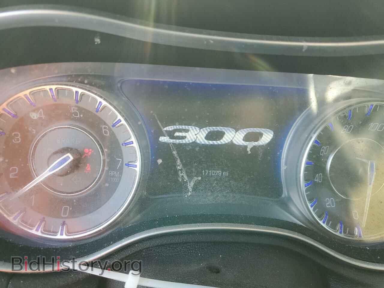2018 CHRYSLER 300 - VIN: 2C3CCAAGXJH338268 - Фото 9