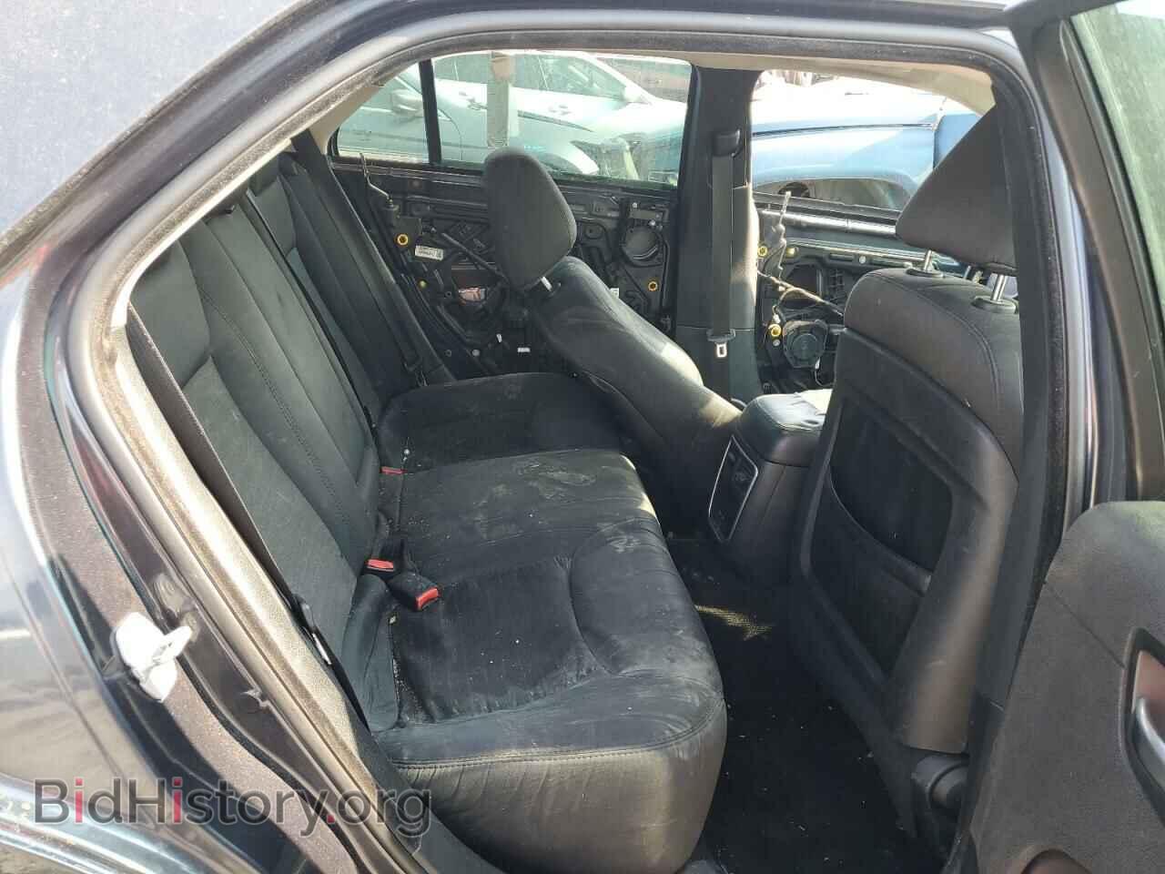2018 CHRYSLER 300 - VIN: 2C3CCAAGXJH338268 - Фото 10